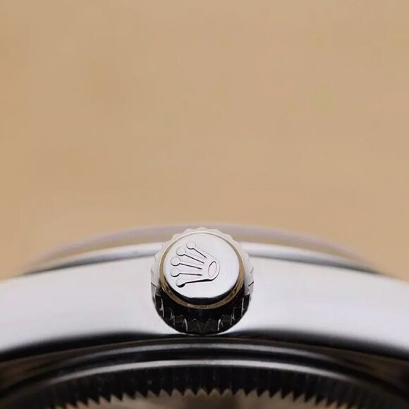 Rolex 24mm Ladies Oyster Perpetual Watch! Mint! - Picture 6 of 8